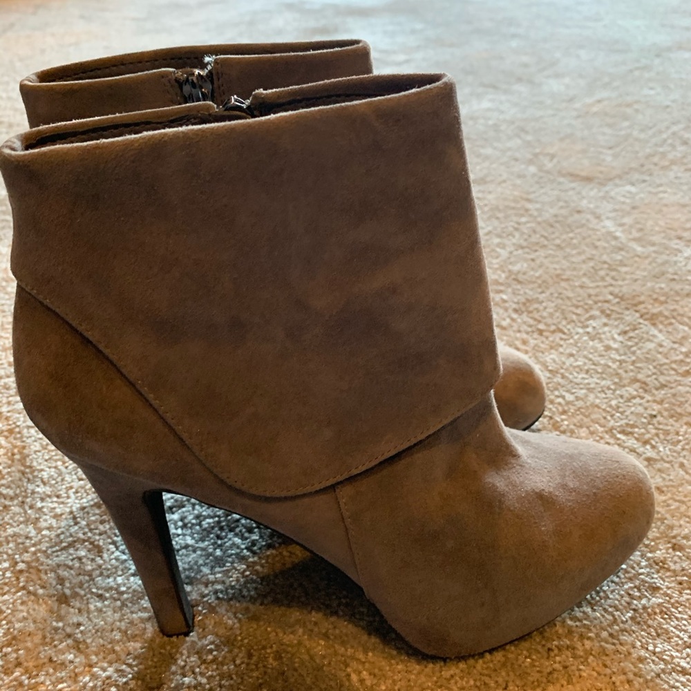 Jessica Simpson gray booties 8.5
